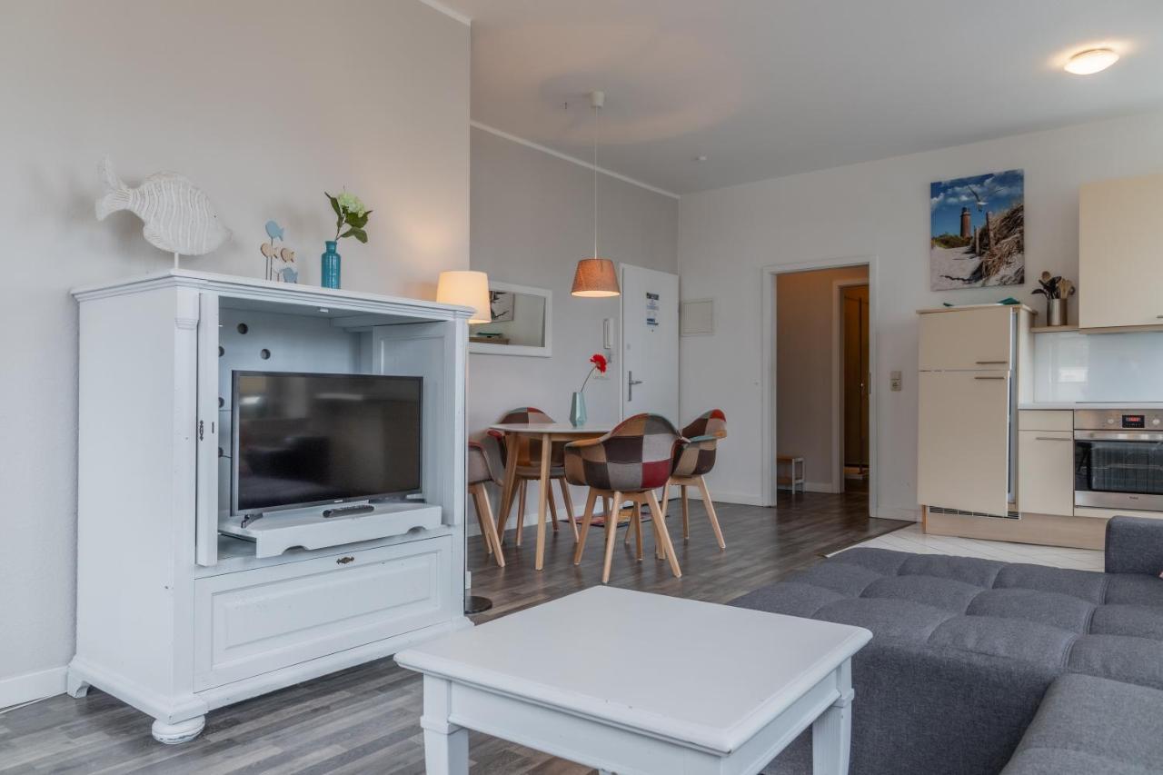 Strandnahe 2-Raum-Ferienwohnung Im Zentrum - Residenz Strandeck Fewo 02 奥斯特巴德·哥伦 外观 照片